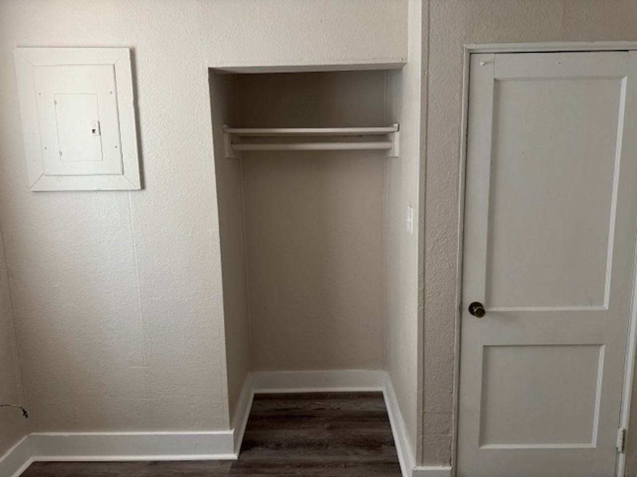 1845 Henry Crumpton Dr - Photo 7 of 9