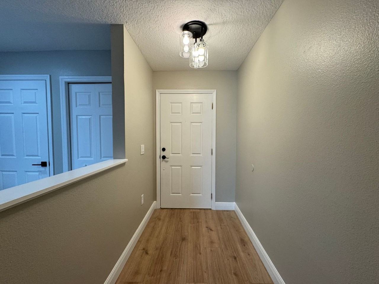 312 Freedoms Ring Dr - Photo 2 of 38