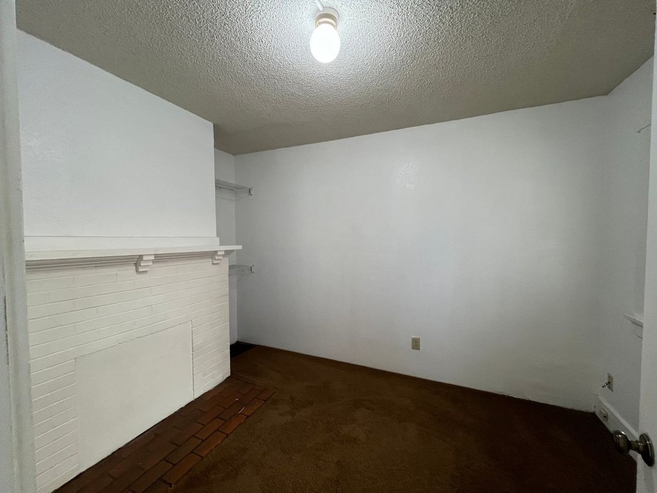 703 North Garden Street #A - Photo 5 of 30