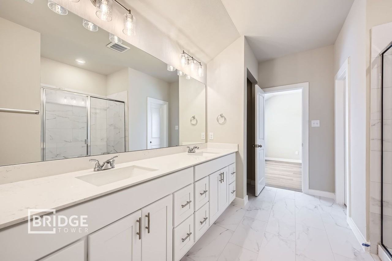 1036 Ethan Cir - Photo 7 of 11