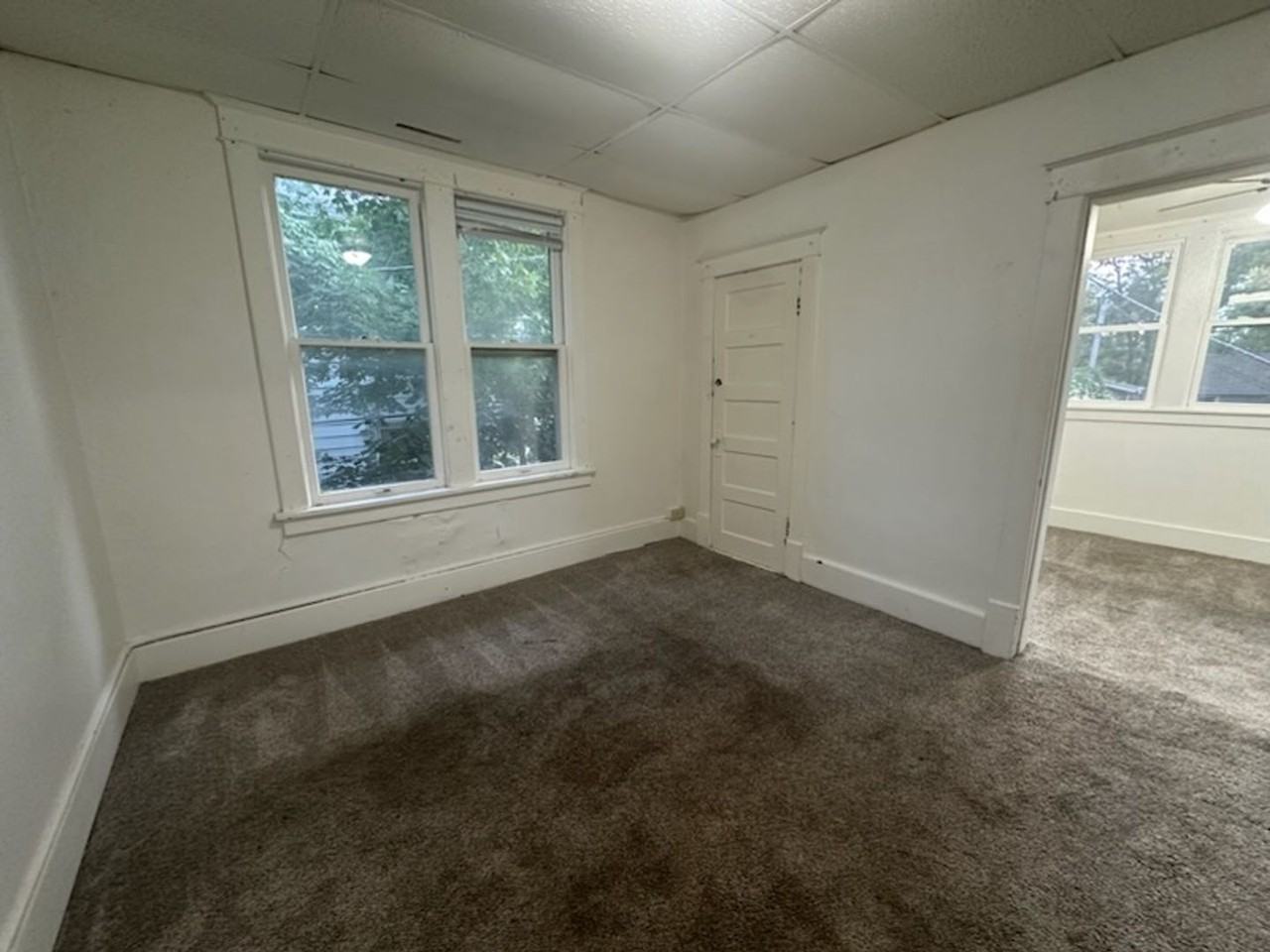 809 17th St SE - Photo 2 of 12