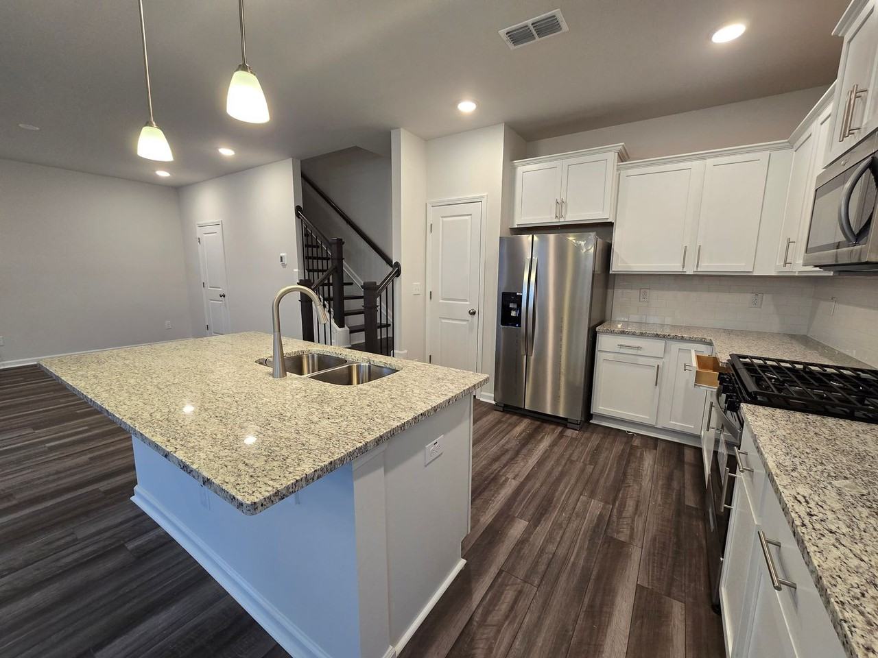 4012 Beckton Trl - Photo 6 of 29