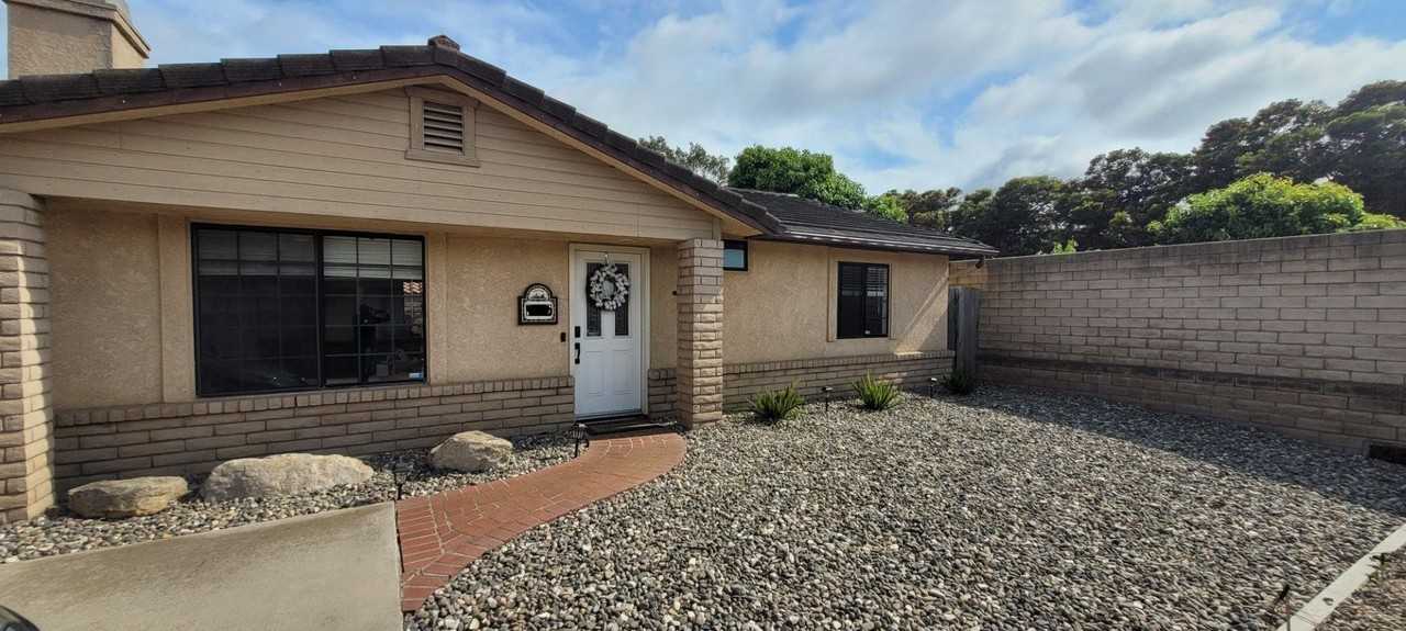 Tiffany Dr - Photo 2 of 15