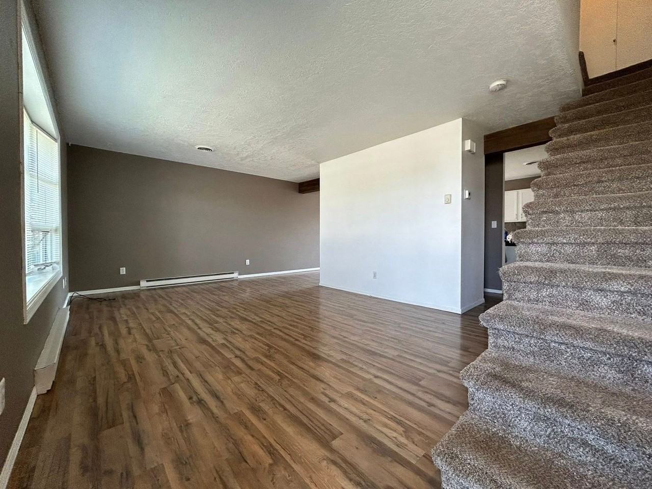 1324 Sims St - Photo 7 of 26
