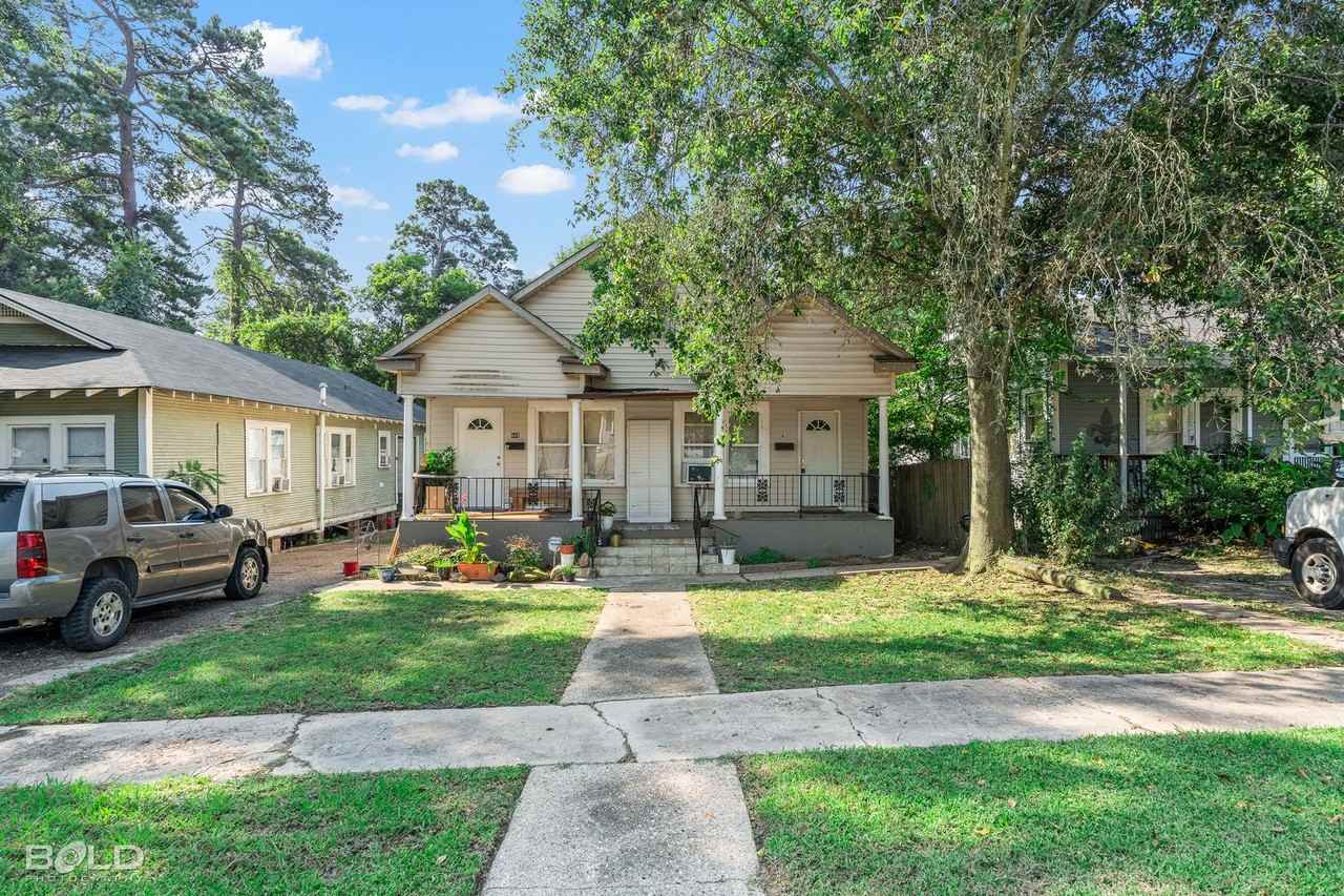 649B Merrick St #B - Photo 3 of 24