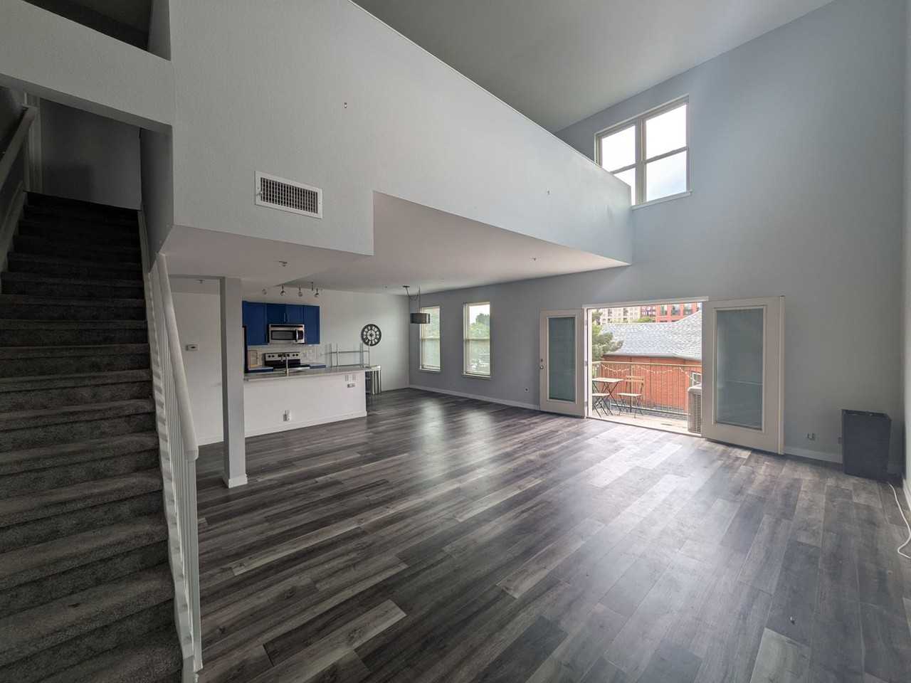 837 E 17th Ave #3L - Photo 3 of 24