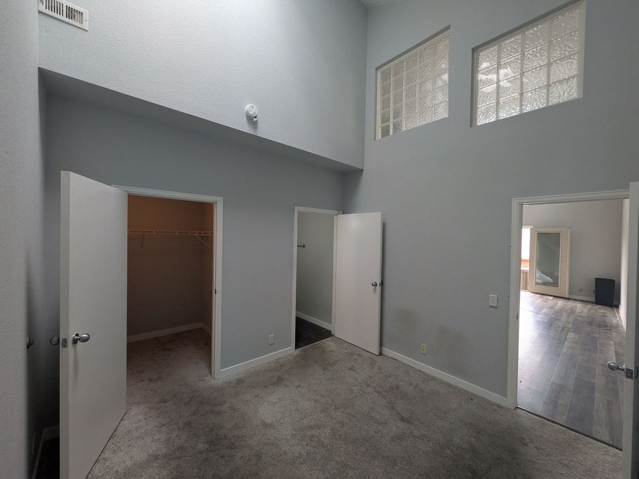 837 E 17th Ave #3L - Photo 6 of 24