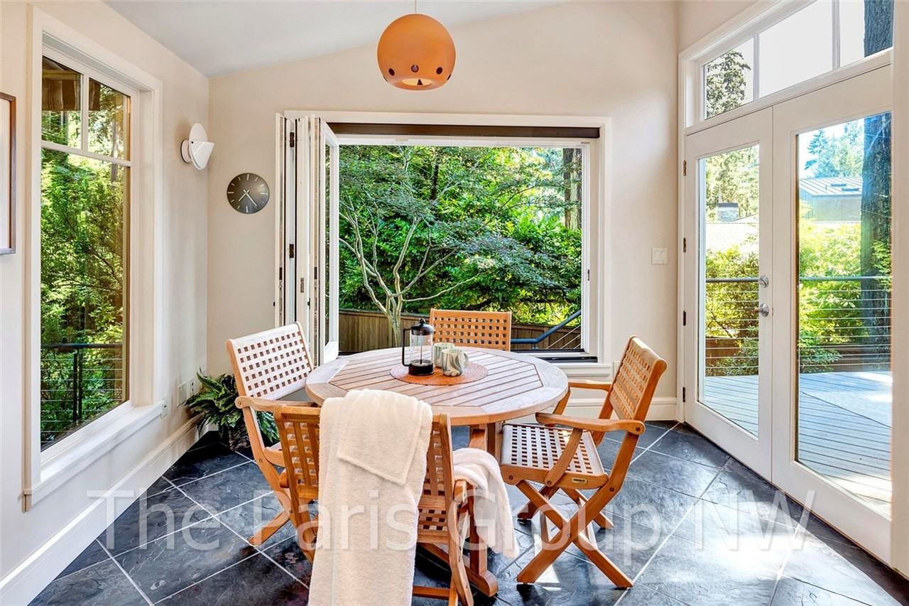 10436 Southeast 19th Street - Photo 6 of 49