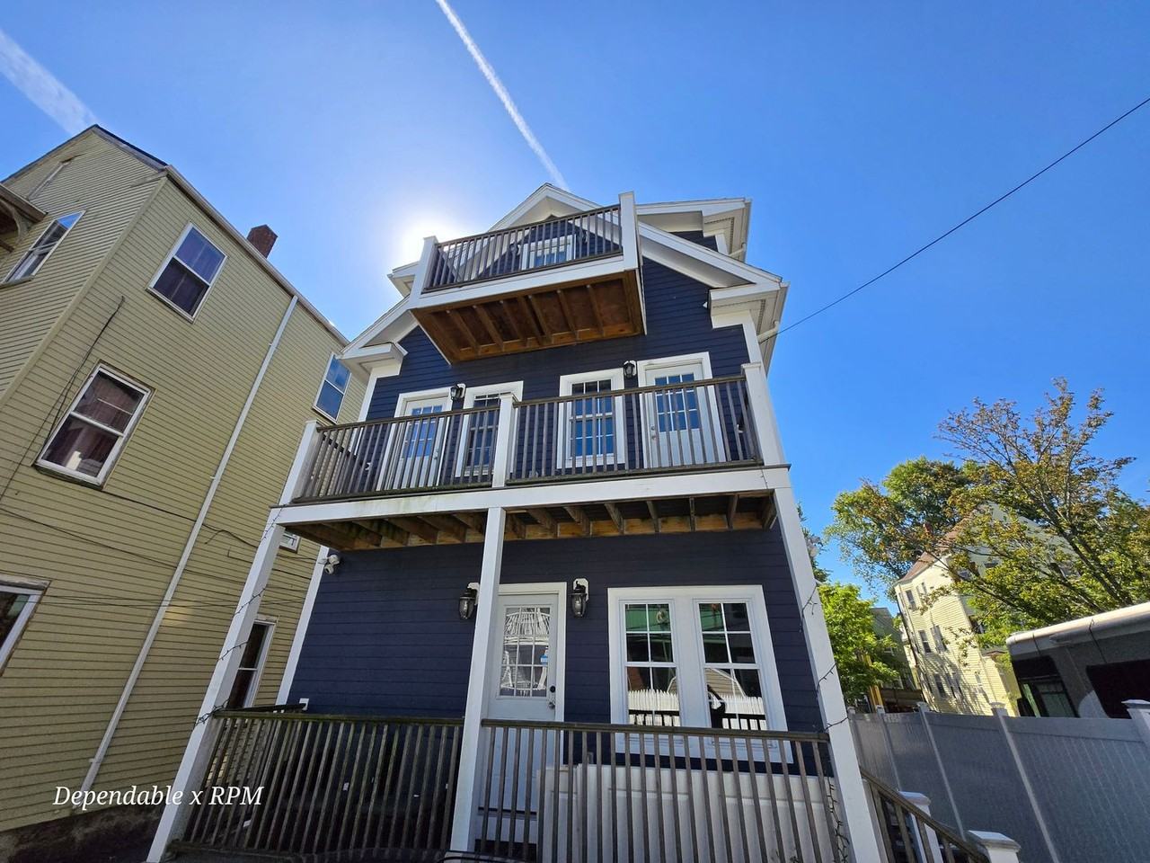 136 Quincy St #B - Photo 3 of 20