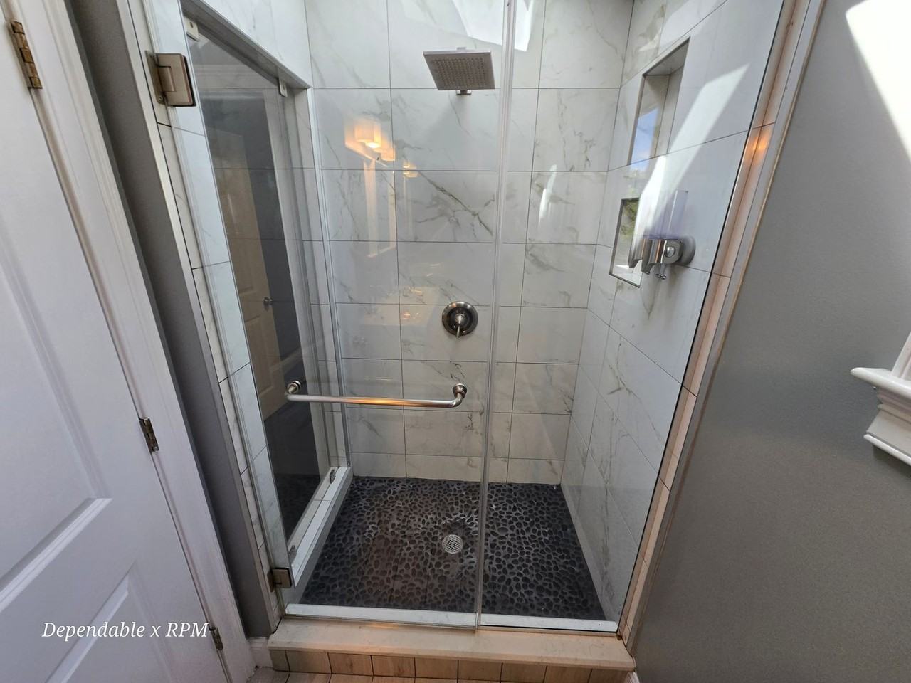 136 Quincy St #B - Photo 6 of 20