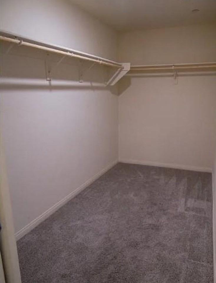 2765 Frosted Teal Ave - Photo 3 of 19
