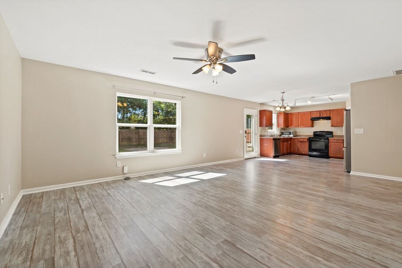 2615 Maybrook Crossing Dr - Photo 5 of 20