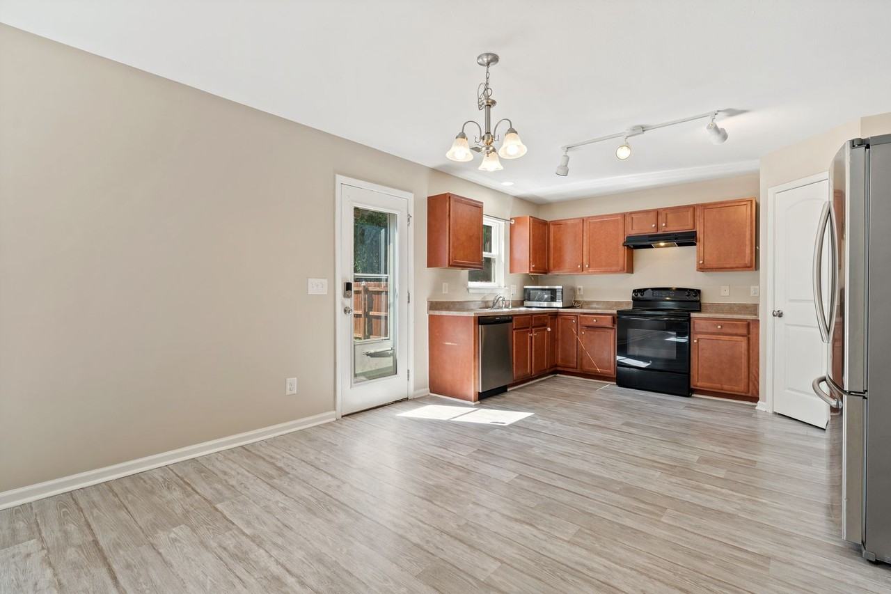 2615 Maybrook Crossing Dr - Photo 7 of 20