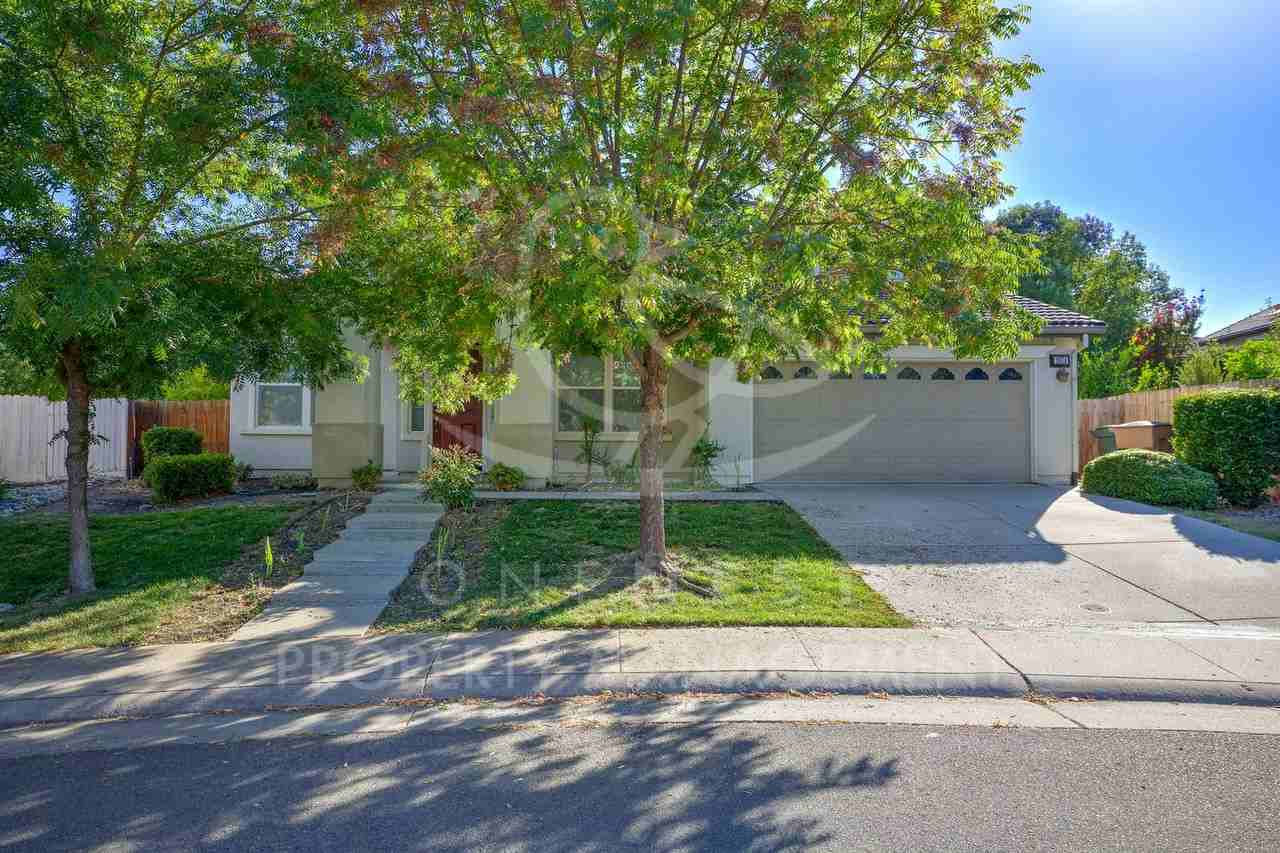 2874 Southcreek Dr - Photo 2 of 34