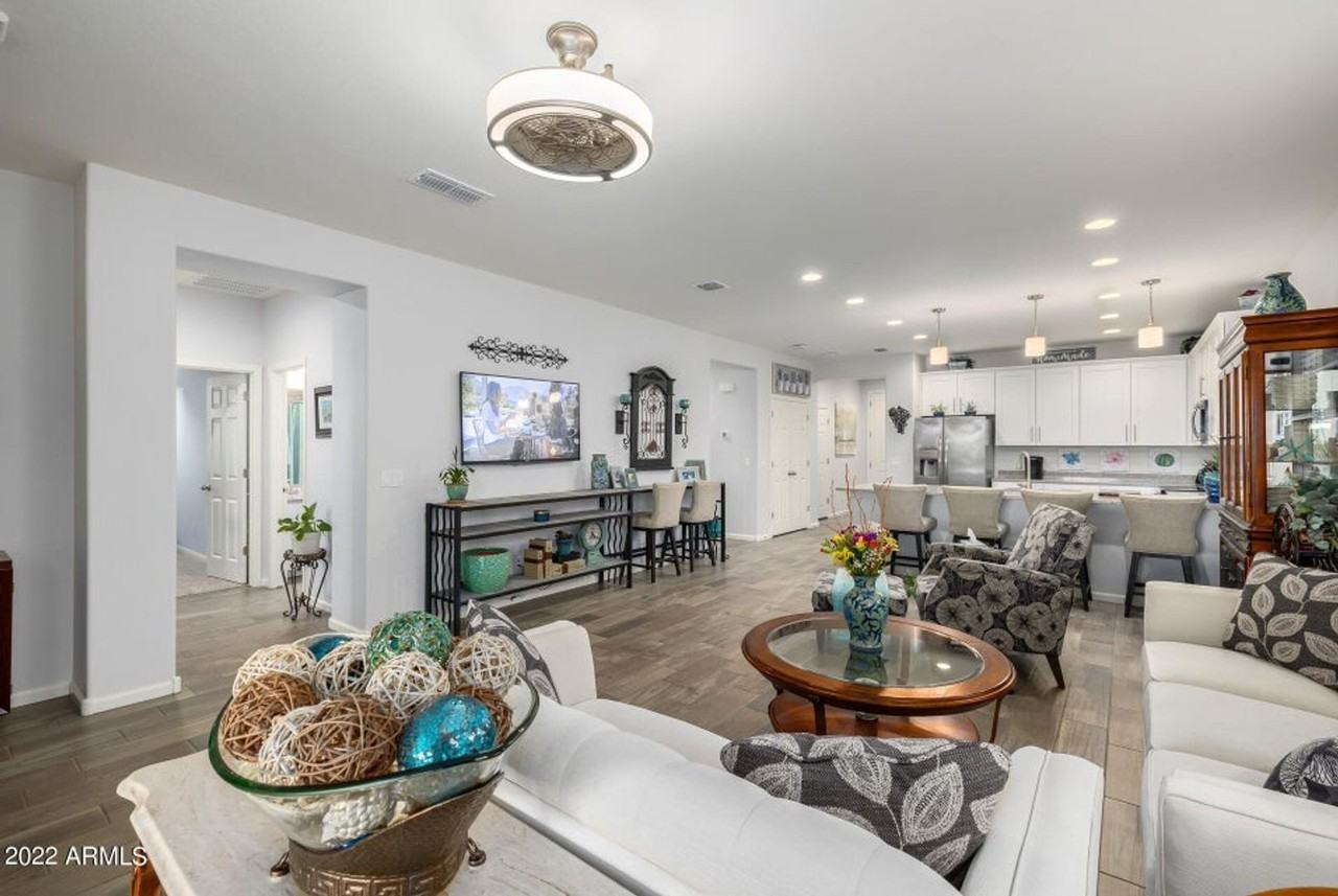 7549 W Whitehorn Trl - Photo 3 of 20