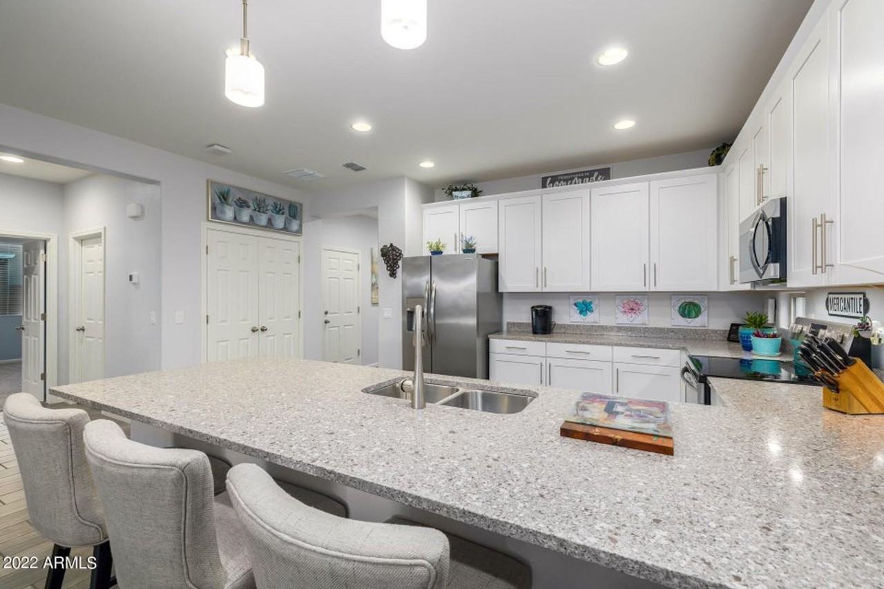 7549 W Whitehorn Trl - Photo 5 of 20