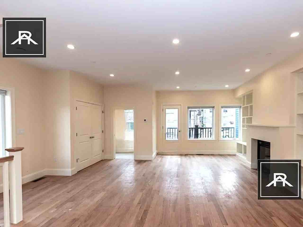 122A Tremont St - Photo 3 of 15