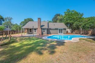 646 Country Club Ave Ne - Photo 1 of 1