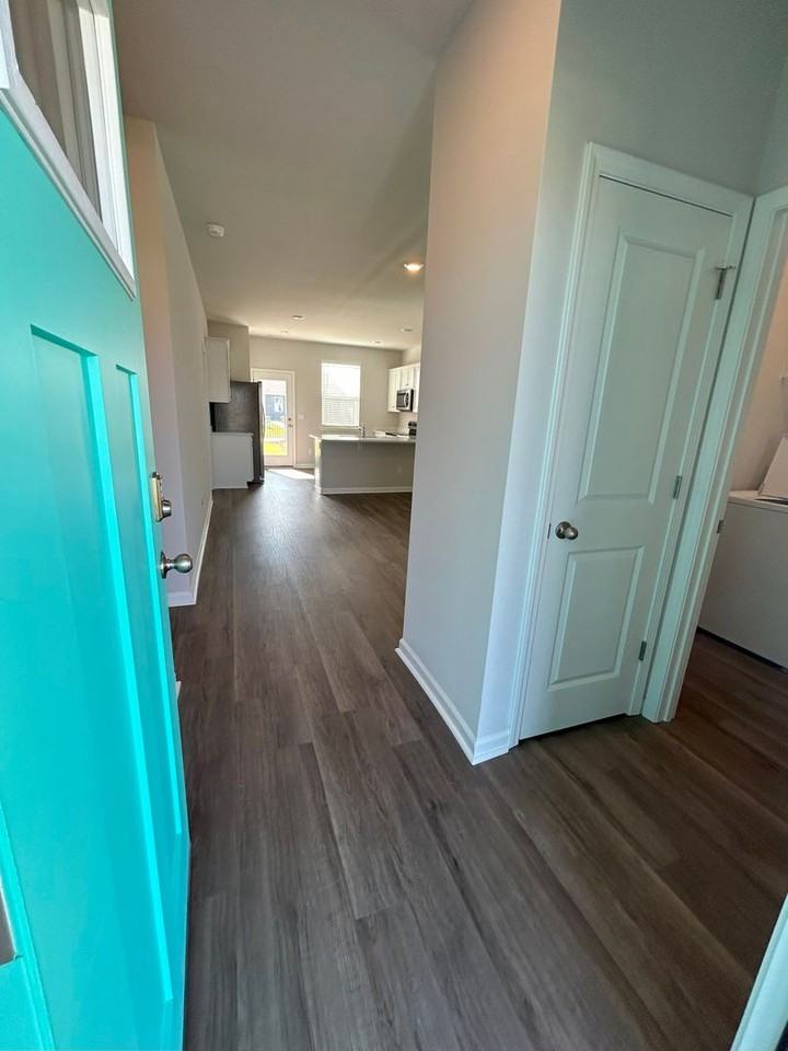 59 Bonaparte St - Photo 3 of 27