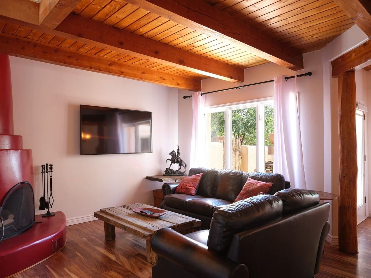 501 Rio Grande Ave - Photo 4 of 35