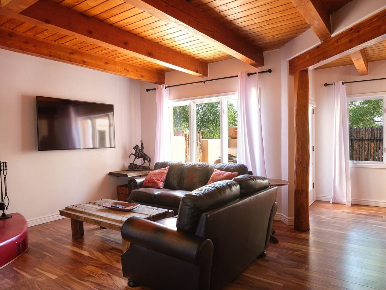 501 Rio Grande Ave - Photo 5 of 35