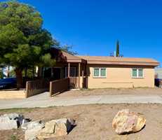 featured image of 1228 Lees Dr