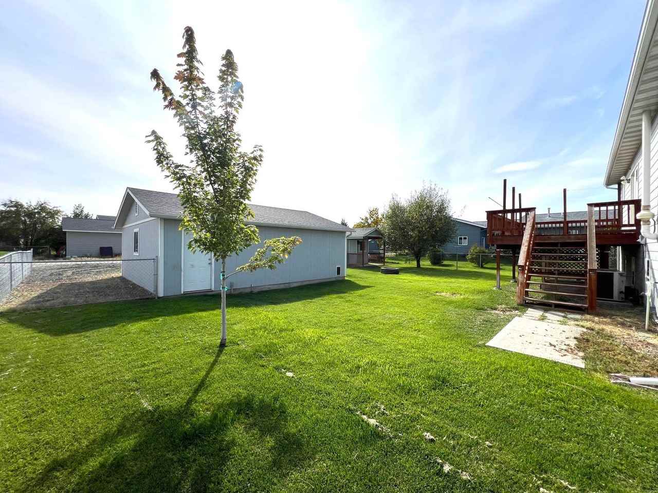 803 E Groschell St - Photo 3 of 20