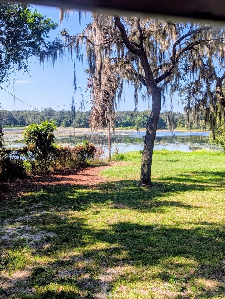 6100 Windmill Rd - Photo 2 of 10