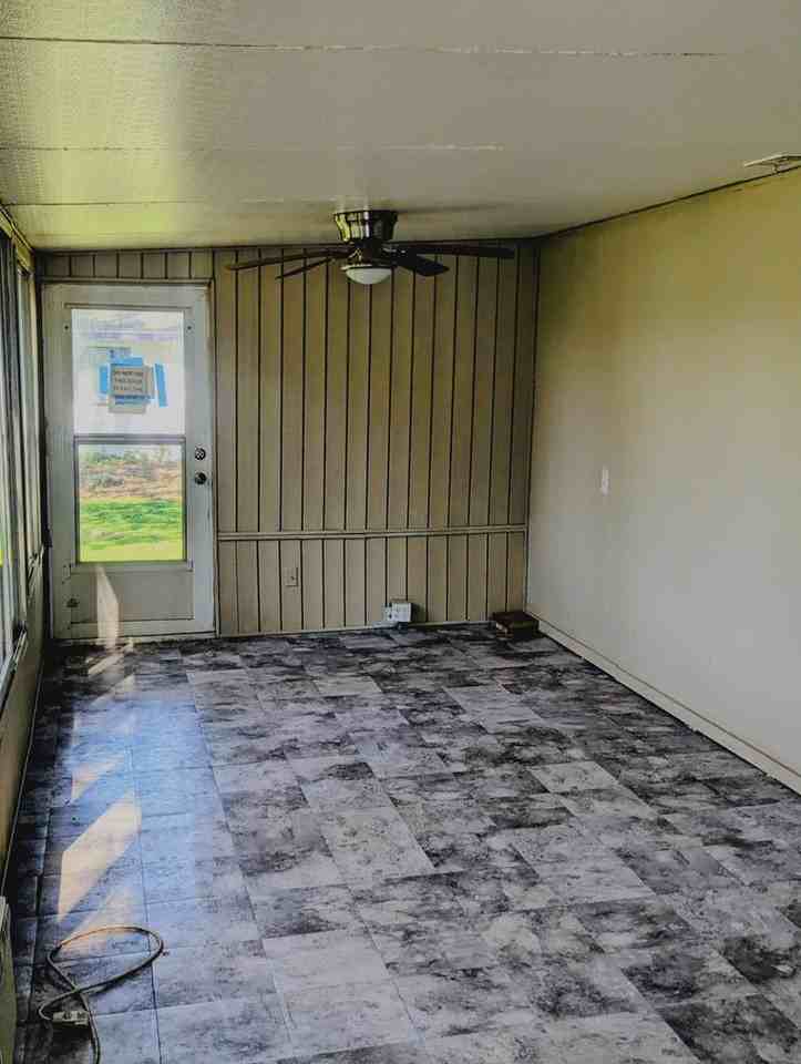 6100 Windmill Rd - Photo 7 of 10