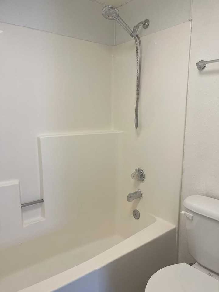 2490 Village Grn - Photo 6 of 11