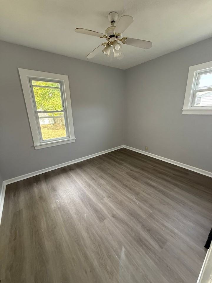 21431 North St - Photo 5 of 9