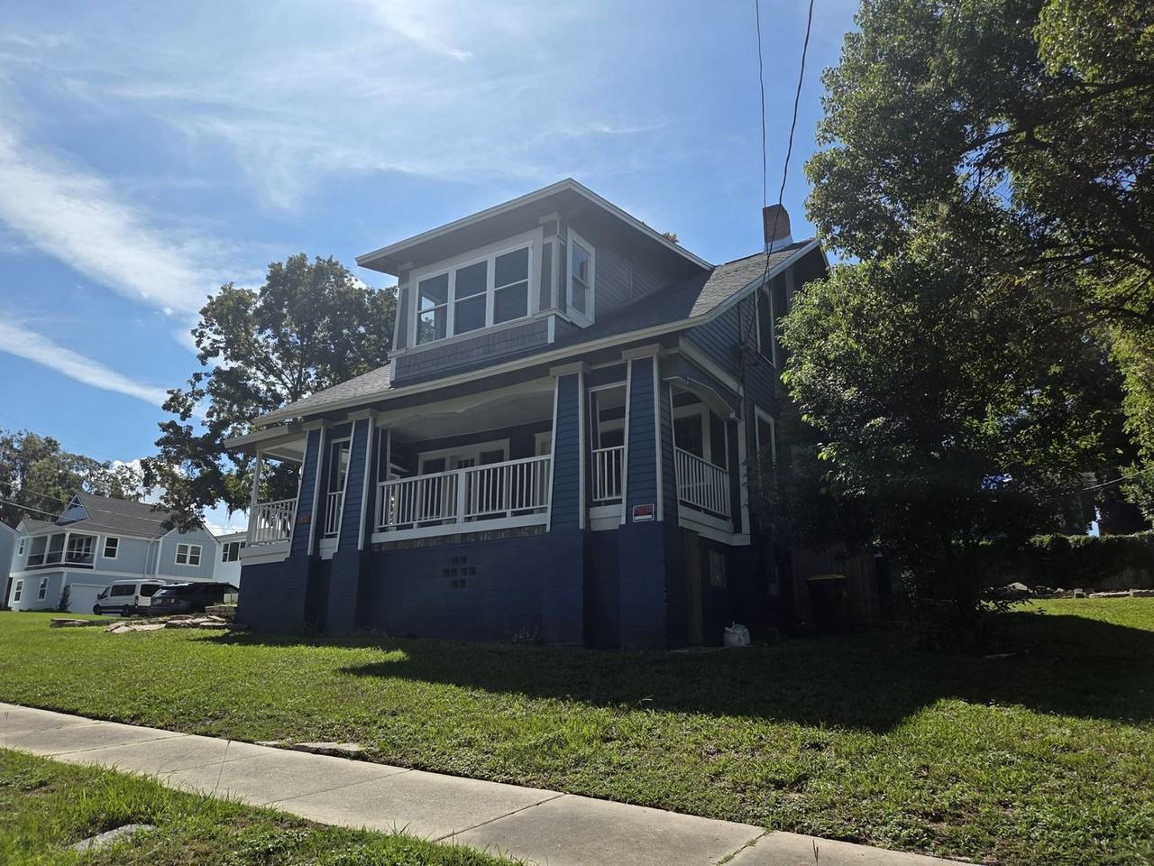 609 W Osceola St - Photo 3 of 40