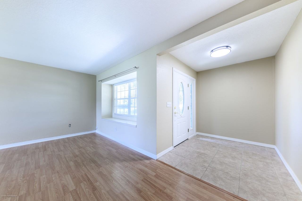 2498 Abscott St - Photo 4 of 50