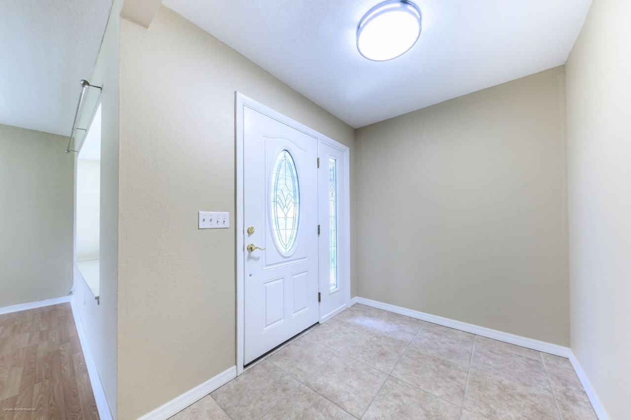 2498 Abscott St - Photo 5 of 50