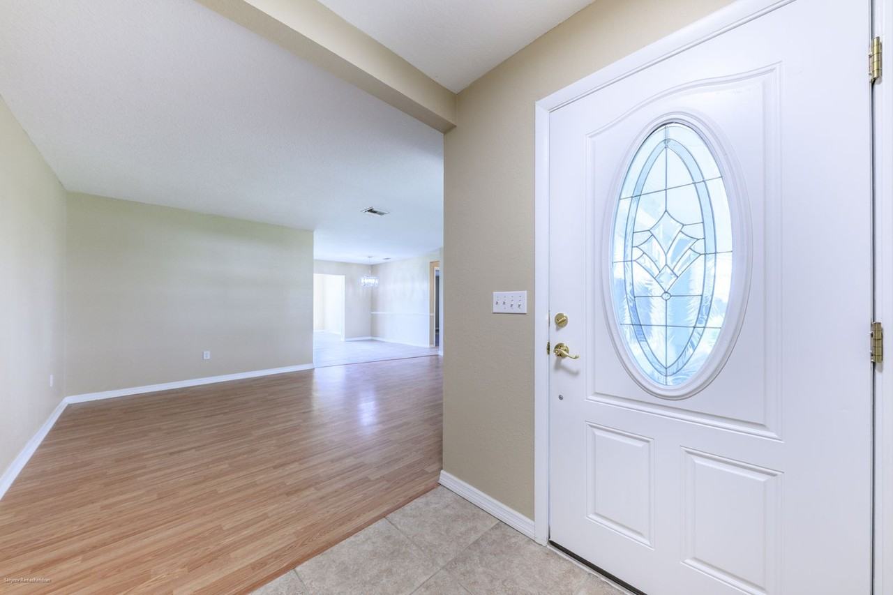 2498 Abscott St - Photo 7 of 50