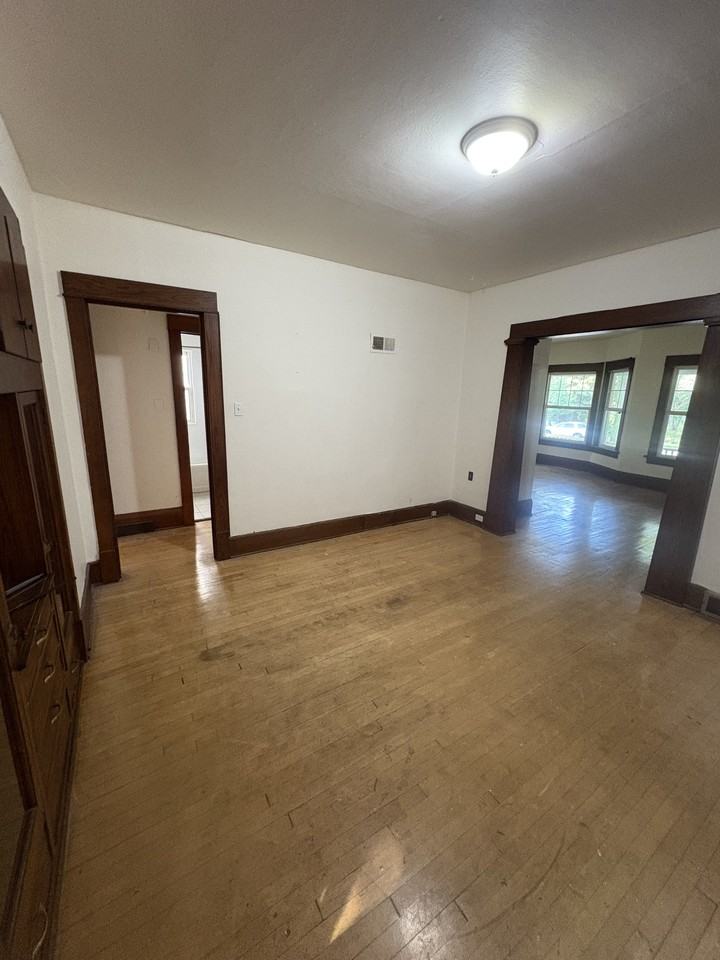 2761 N Humboldt Blvd #1stFL - Photo 3 of 14