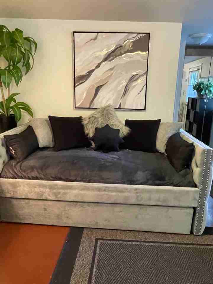 10609 44th Ave E - Photo 2 of 9