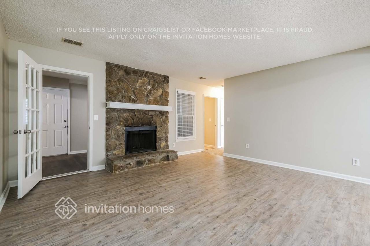 5552 Shawnee Trl - Photo 4 of 17