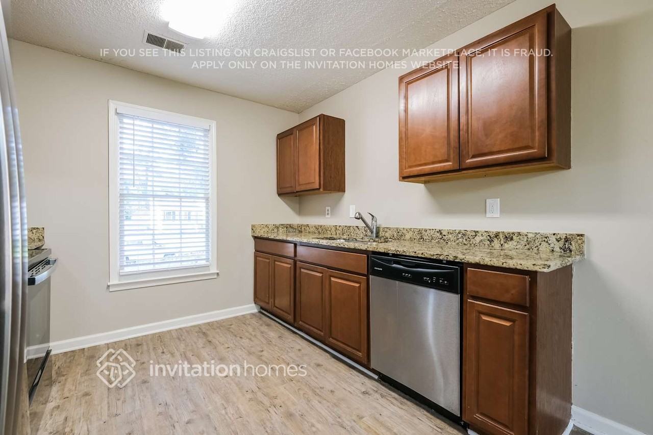 5552 Shawnee Trl - Photo 7 of 17