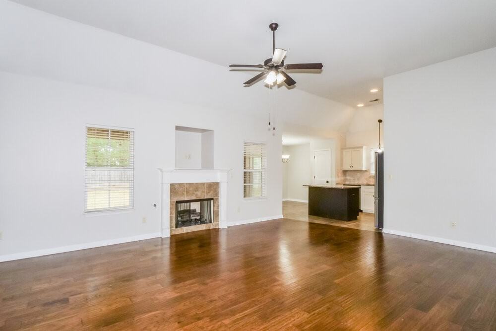 3620 Harvest Tree Dr - Photo 5 of 17