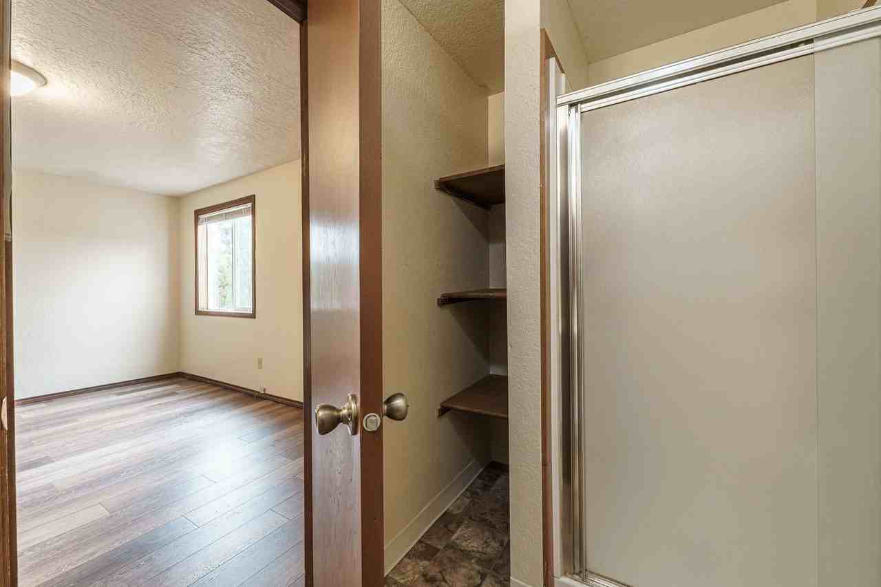 4918 Plomondon St - Photo 7 of 34