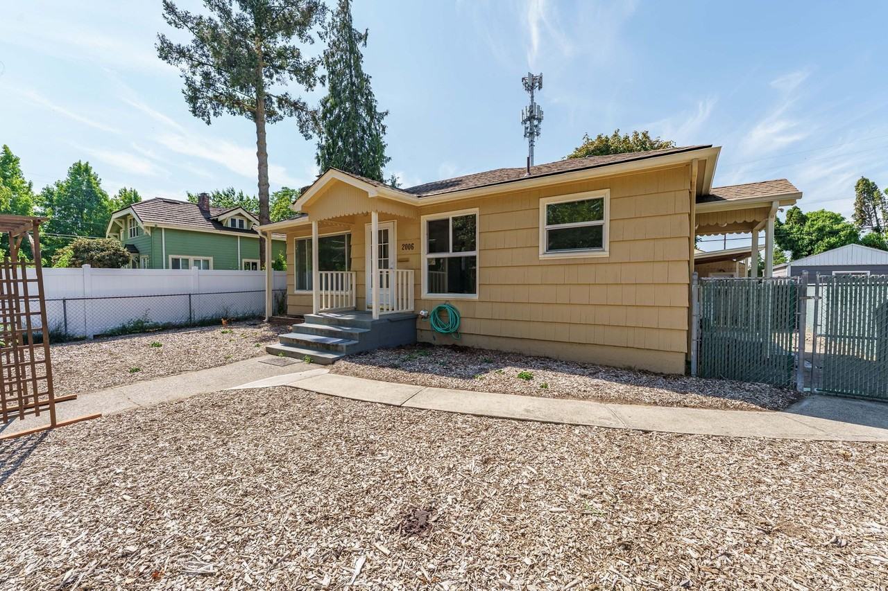 MOVE IN SPECIAL - Photo 4 of 20