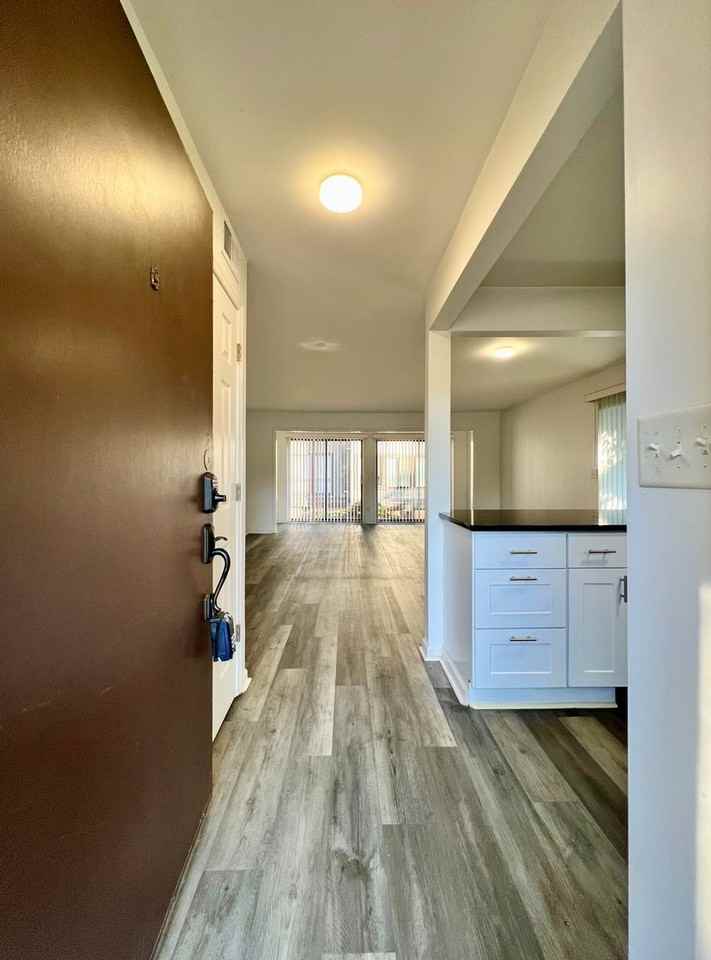 123 Cedar Cove Ln - Photo 3 of 30