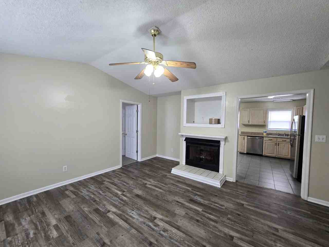 1001 Sundown Dr - Photo 2 of 13