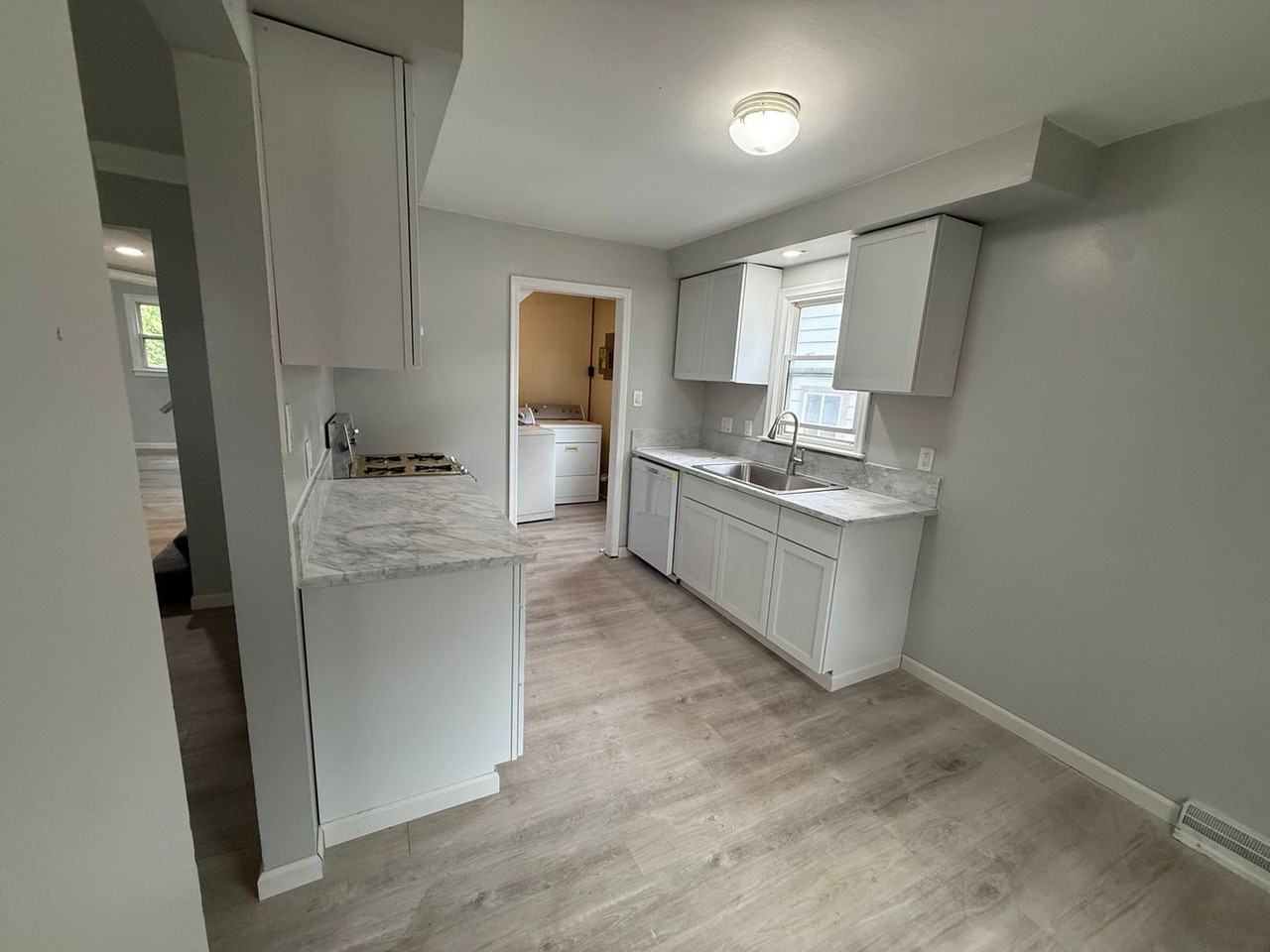 4251 Dolores Ave - Photo 2 of 13