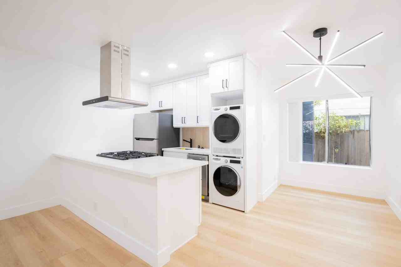 3625 McLaughlin Ave - Photo 5 of 46