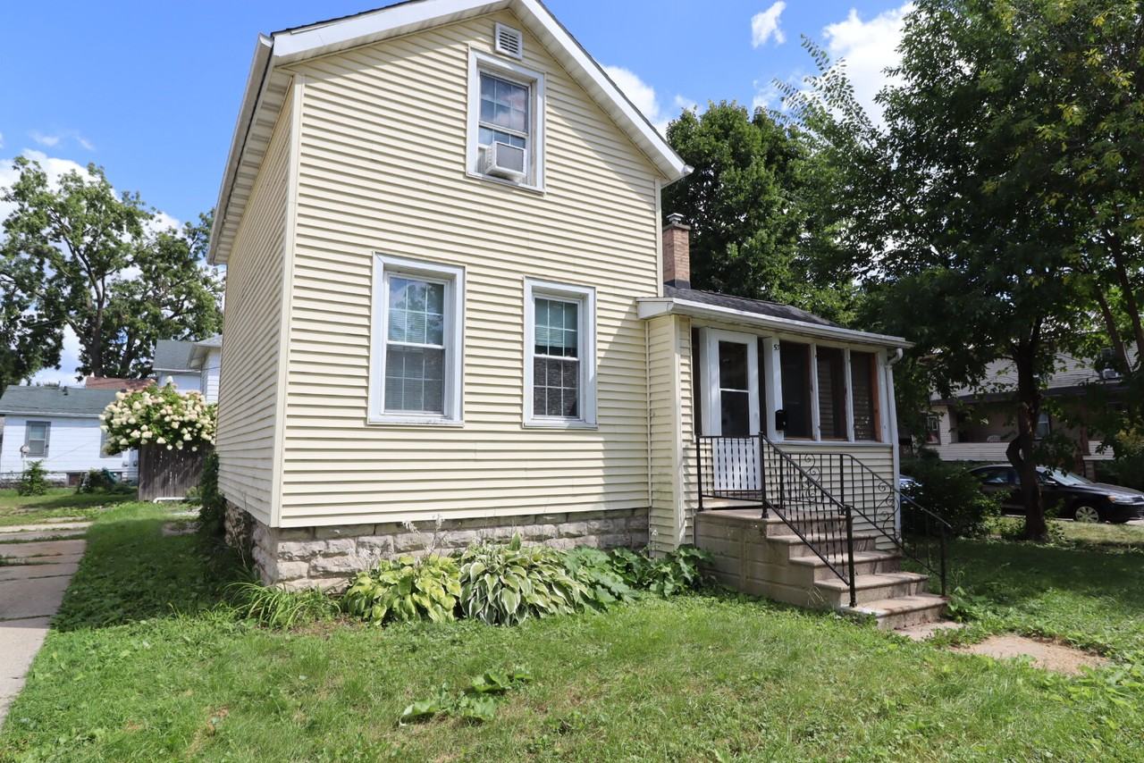 53 Olcott St - Photo 2 of 14