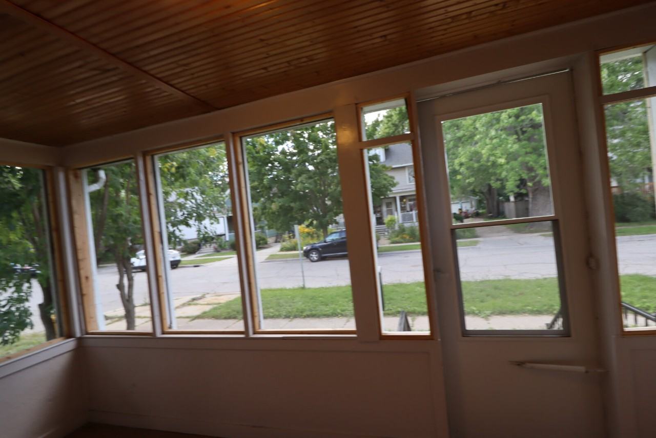 53 Olcott St - Photo 5 of 14