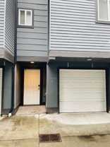 5020 Delridge Way Sw #B - Photo 1 of 1