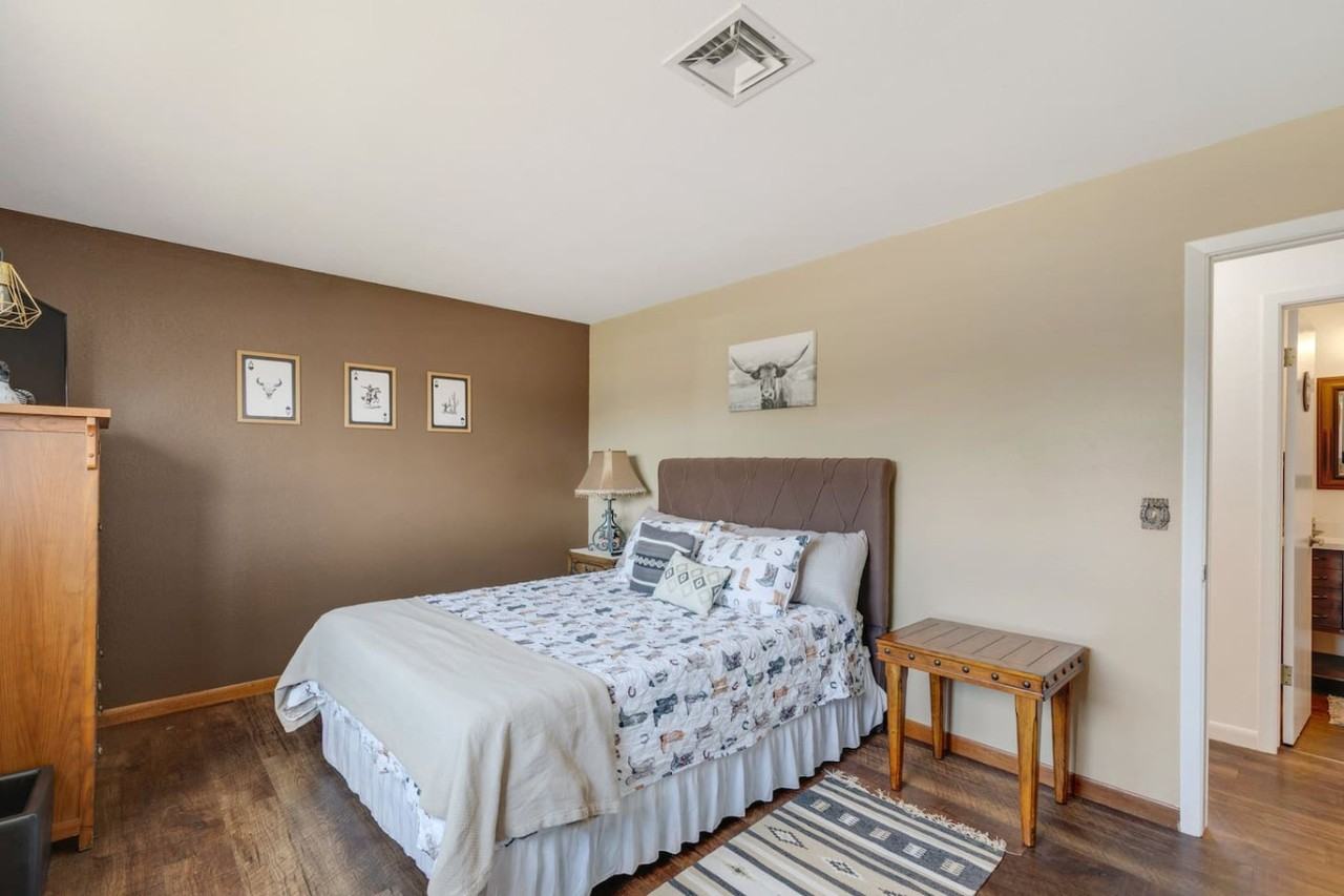 3310 Winston Dr #NA - Photo 4 of 23